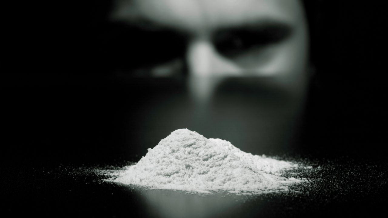 Grazie a serie tv come Narcos, oggi tutti sanno quanto è grande il mercato della cocaina
