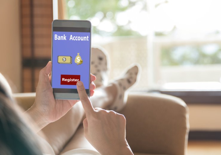 Accedere ad account bancario da app